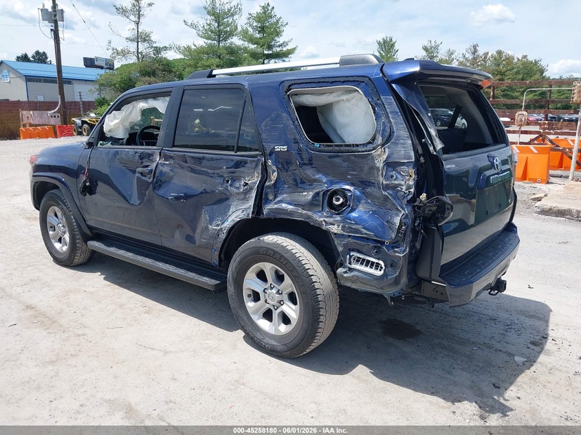 2020 Toyota 4runner VIN JTEBU5JR7L5825947 IAAI salvage auction — LEFT SIDE, Salvage Title, sold $9,700 on 2026-07-08 (photo 3)