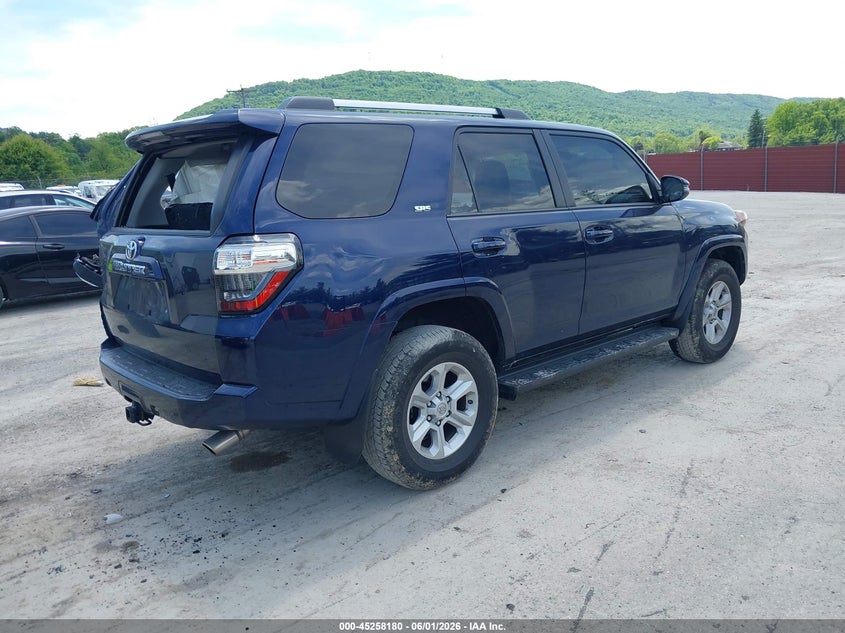 2020 Toyota 4runner VIN JTEBU5JR7L5825947 IAAI salvage auction — LEFT SIDE, Salvage Title, sold $9,700 on 2026-07-08 (photo 4)