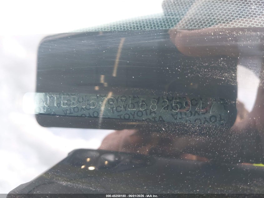 2020 Toyota 4runner VIN JTEBU5JR7L5825947 IAAI salvage auction — LEFT SIDE, Salvage Title, sold $9,700 on 2026-07-08 (photo 9)