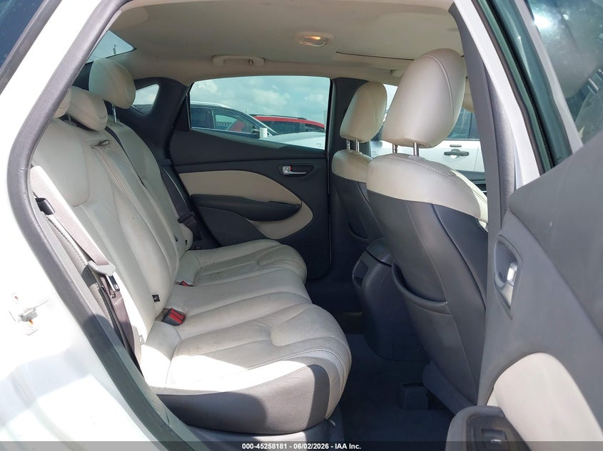 2013 Dodge Dart VIN 1C3CDFCA5DD132568 IAAI salvage auction — RIGHT SIDE, Salvage Title, sold $650 on 2026-08-01 (photo 8)