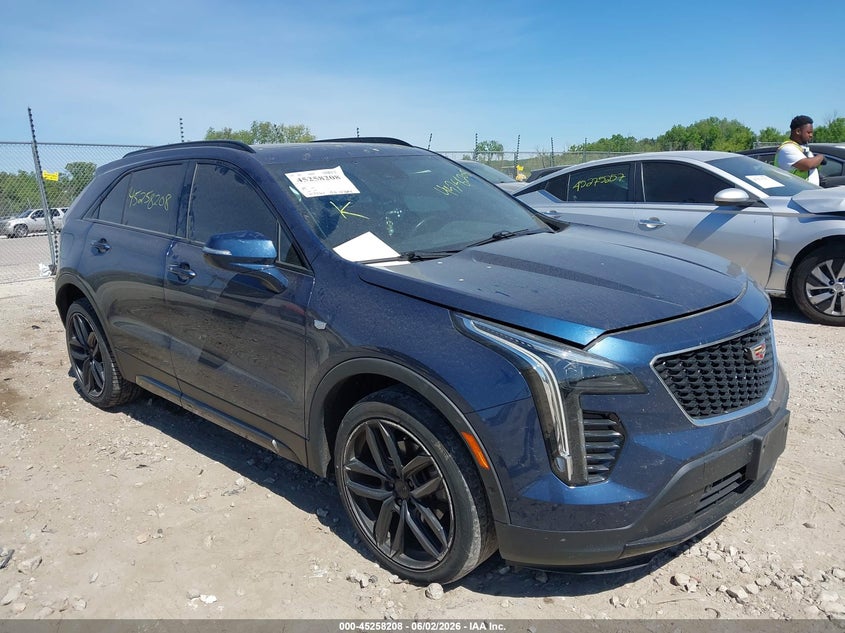 2019 Cadillac Xt4 VIN 1GYFZFR40KF197187 IAAI salvage auction — SIDE, Salvage Title, sold $4,950 on 2026-08-25 (photo 1)