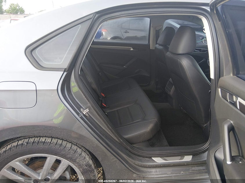 2018 Volkswagen Passat VIN 1VWAA7A37JC010315 IAAI salvage auction — HAIL, Salvage (Missouri), sold $2,050 on 2026-07-09 (photo 8)