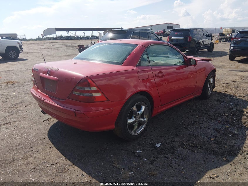 2002 Mercedes-benz Slk-class VIN WDBKK65F12F265656 IAAI salvage auction — FRONT END, Salvage (Mississippi), sold $225 on 2026-07-08 (photo 4)