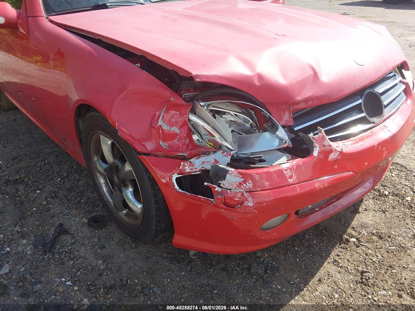 2002 Mercedes-benz Slk-class VIN WDBKK65F12F265656 IAAI salvage auction — FRONT END, Salvage (Mississippi), sold $225 on 2026-07-08 (photo 6)