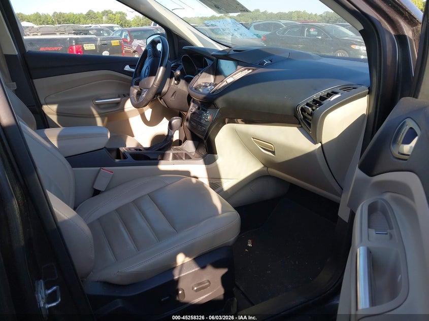 2017 Ford Escape VIN 1FMCU0JD4HUE84886 IAAI salvage auction — MECHANICAL, Clear (North Carolina), sold $525 on 2026-07-04 (photo 5)