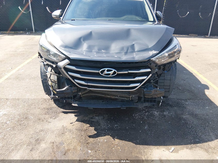 2017 Hyundai Tucson VIN KM8J33A41HU514082 IAAI salvage auction — FRONT END, Salvage (South Carolina), sold $2,600 on 2026-08-01 (photo 6)