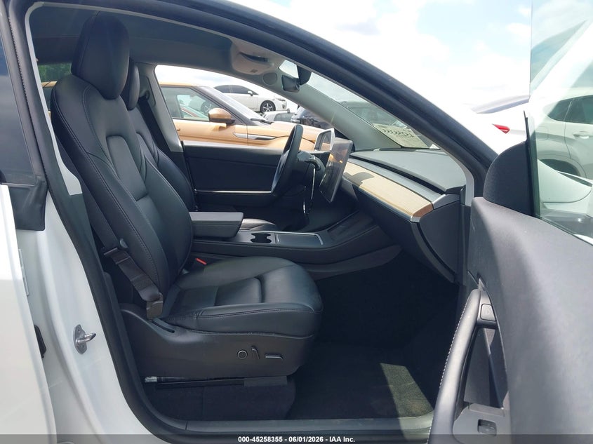 2021 Tesla Model y VIN 5YJYGDEF2MF137600 IAAI salvage auction — REAR END, Salvage (North Carolina), sold $10,500 on 2026-07-31 (photo 5)