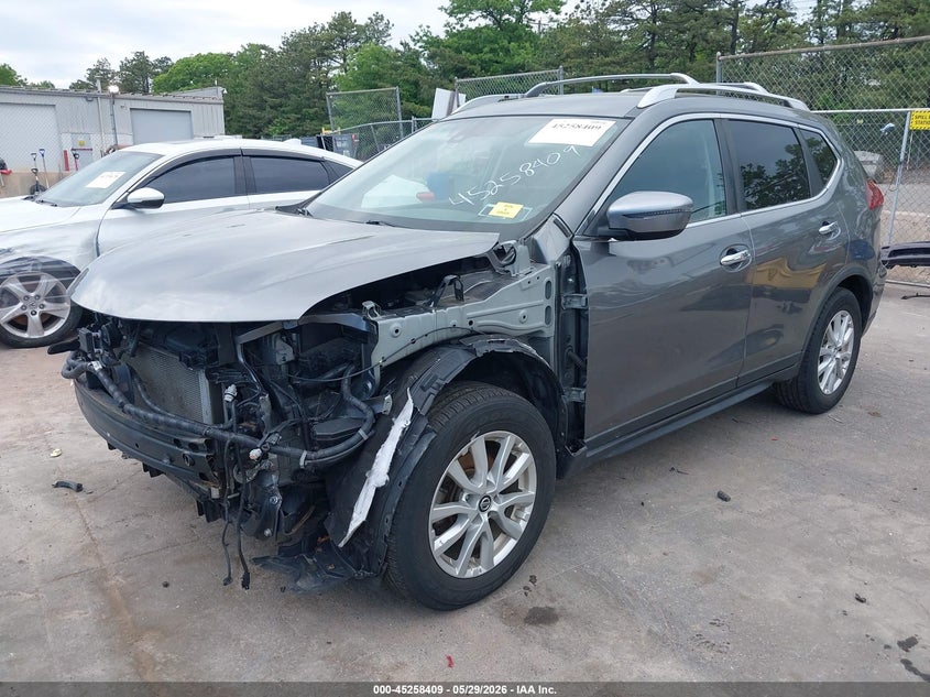 2019 Nissan Rogue VIN KNMAT2MV0KP558096 IAAI salvage auction — LEFT FRONT, Salvage Title, sold $2,550 on 2026-07-11 (photo 2)