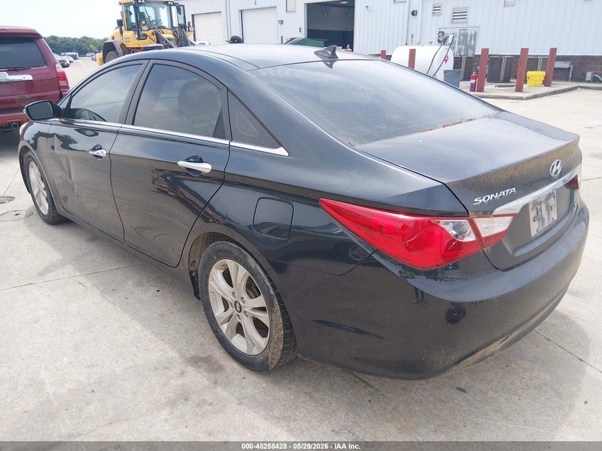 2012 Hyundai Sonata VIN 5NPEC4AC5CH330933 IAAI salvage auction — NORMAL WEAR, Salvage Title, sold $300 on 2026-07-28 (photo 3)