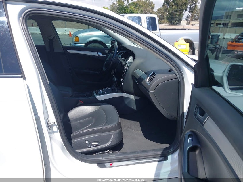 2016 Audi A4 VIN WAUBFAFL3GN015794 IAAI salvage auction — NORMAL WEAR, Salvage Title, sold $600 on 2026-07-29 (photo 5)