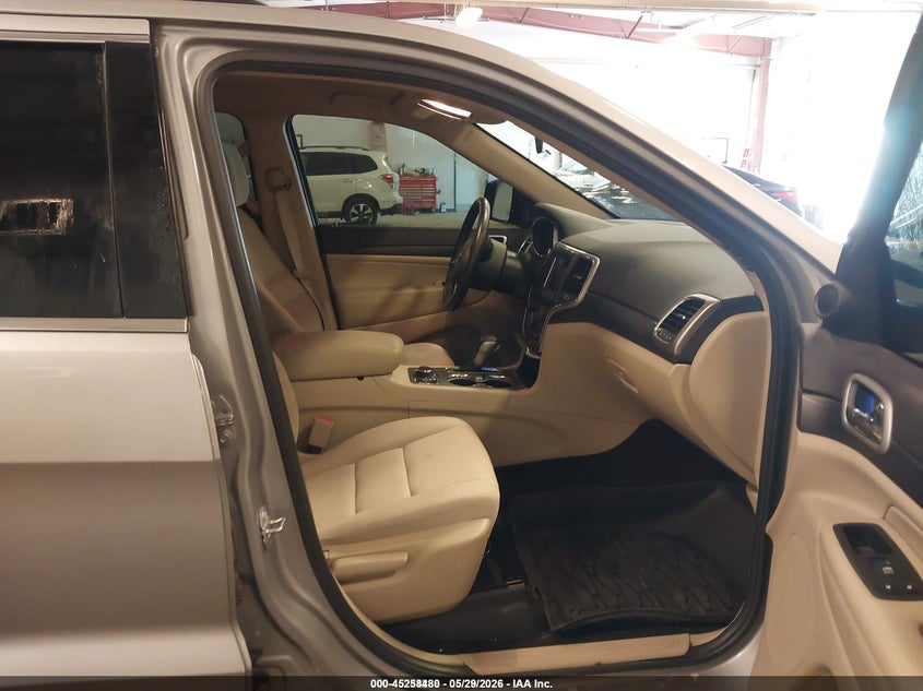 2019 Jeep Grand cherokee VIN 1C4RJFAG9KC772288 IAAI salvage auction — NORMAL WEAR, Sf97 (Michigan), sold $11,000 on 2026-07-20 (photo 5)