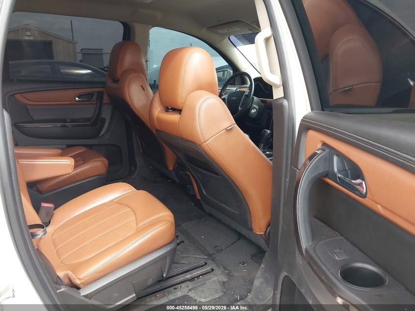 2015 Chevrolet Traverse VIN 1GNKRJKD0FJ333314 IAAI salvage auction — ENGINE DAMAGE, Salvage Title, sold $25 on 2026-07-28 (photo 8)