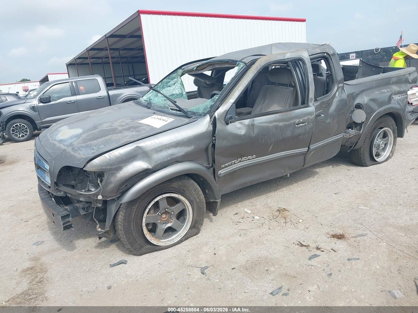 2004 Toyota Tundra VIN 5TBRT34154S453612 IAAI salvage auction — ROLLOVER, Salvage (Texas), sold $750 on 2026-07-28 (photo 2)