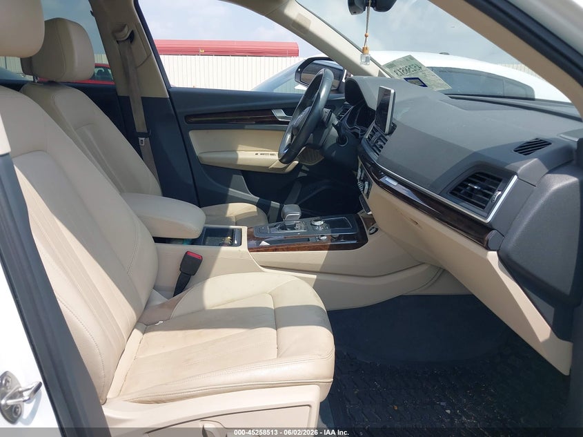 2018 Audi Q5 VIN WA1BNAFY9J2199515 IAAI salvage auction — RIGHT FRONT, Original (Texas), sold $6,100 on 2026-07-13 (photo 5)