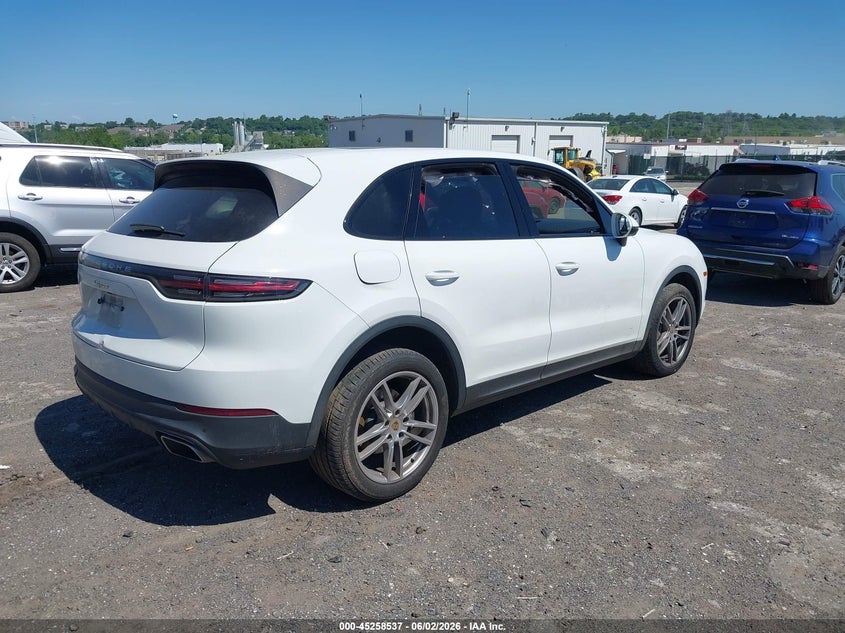 2019 Porsche Cayenne VIN WP1AA2AY6KDA11550 IAAI salvage auction — SIDE, Salvage (Pennsylvania), sold $12,100 on 2026-07-17 (photo 4)