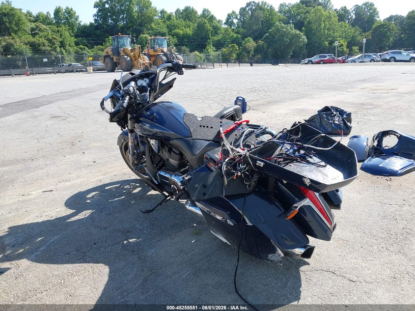 2012 Victory Cross country VIN 5VPDW36N6C3001419 IAAI salvage auction — FRONT & REAR, Salvage Title, sold $1,650 on 2026-07-16 (photo 3)