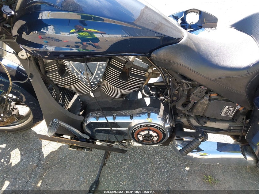 2012 Victory Cross country VIN 5VPDW36N6C3001419 IAAI salvage auction — FRONT & REAR, Salvage Title, sold $1,650 on 2026-07-16 (photo 9)