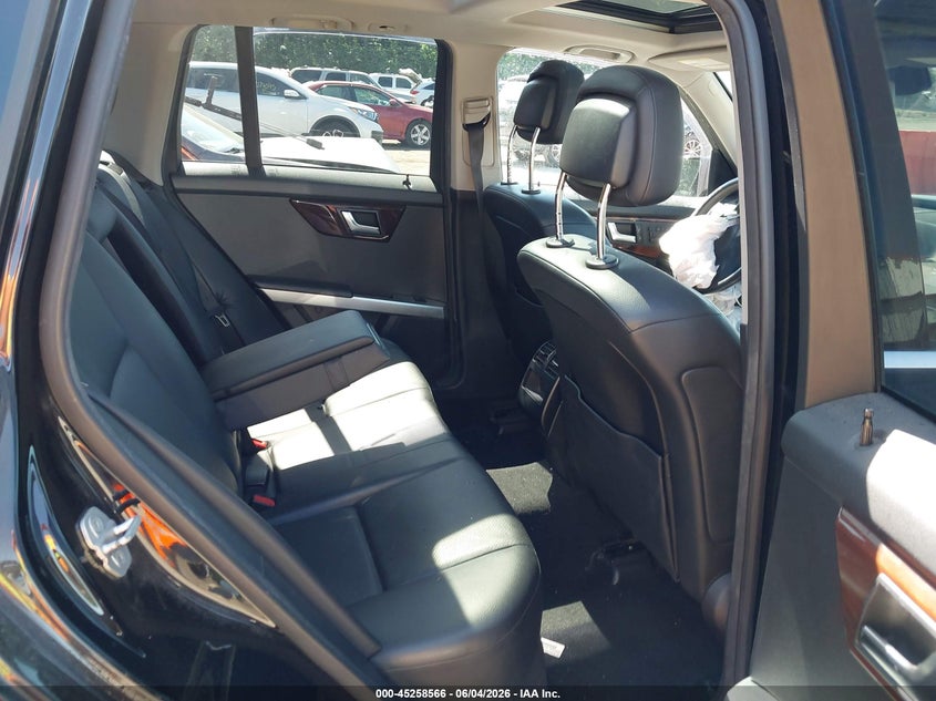 2012 Mercedes-benz Glk-klasse VIN WDCGG8HB9CF842412 IAAI salvage auction — FRONT END, Salvage Title, sold $975 on 2026-07-08 (photo 8)