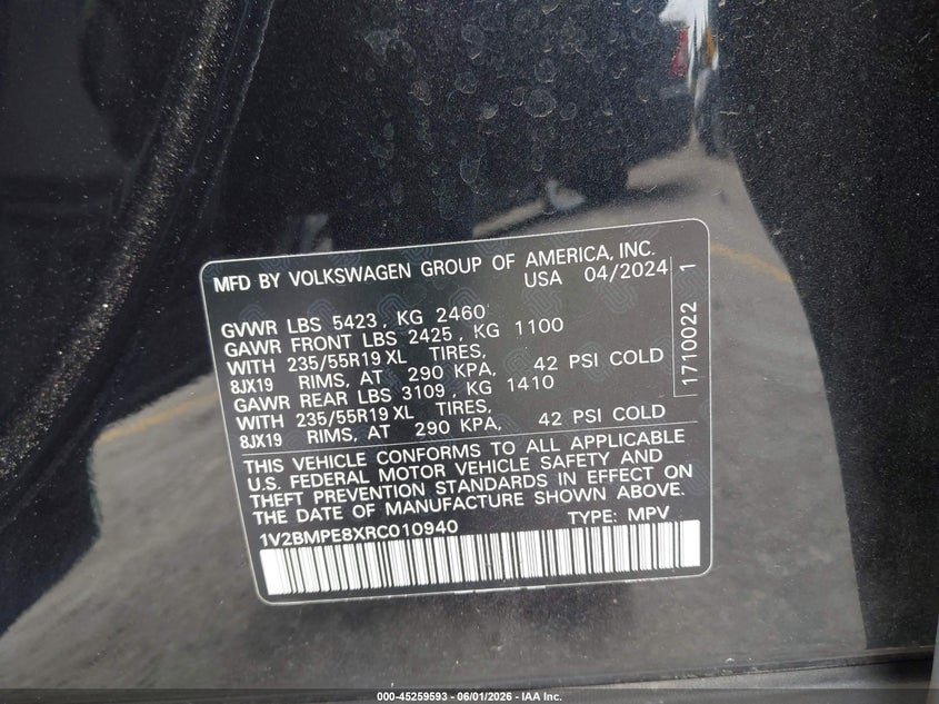 2024 Volkswagen Id.4 VIN 1V2BMPE8XRC010940 IAAI salvage auction — LEFT SIDE, Salvage Title, sold $8,600 on 2026-07-23 (photo 9)