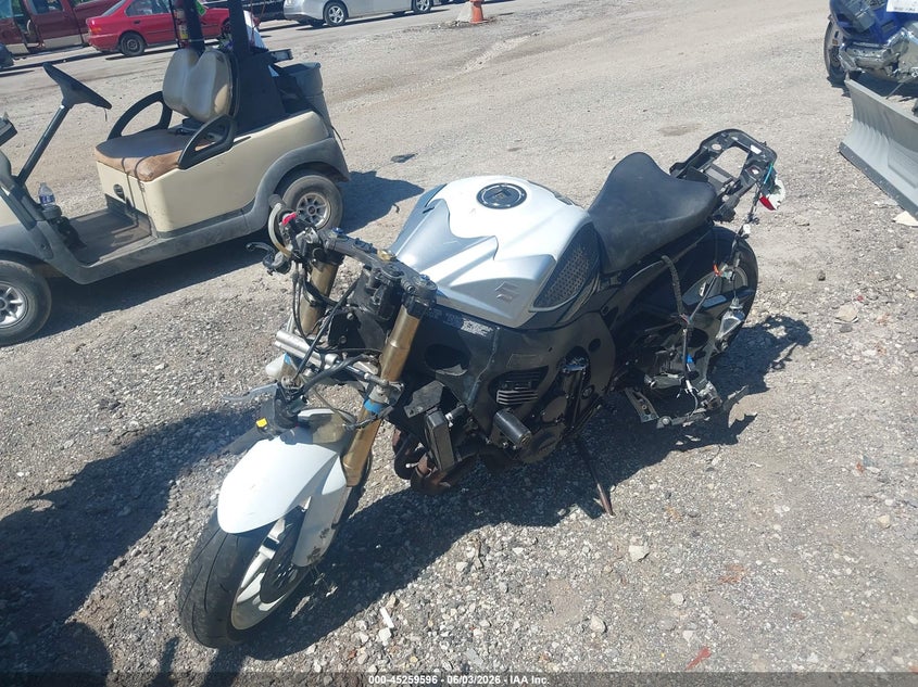 2008 Suzuki Gsx-r600 VIN JS1GN7EA682113276 IAAI salvage auction — FRONT & REAR, Salvage (Illinois), sold $25 on 2026-07-21 (photo 2)