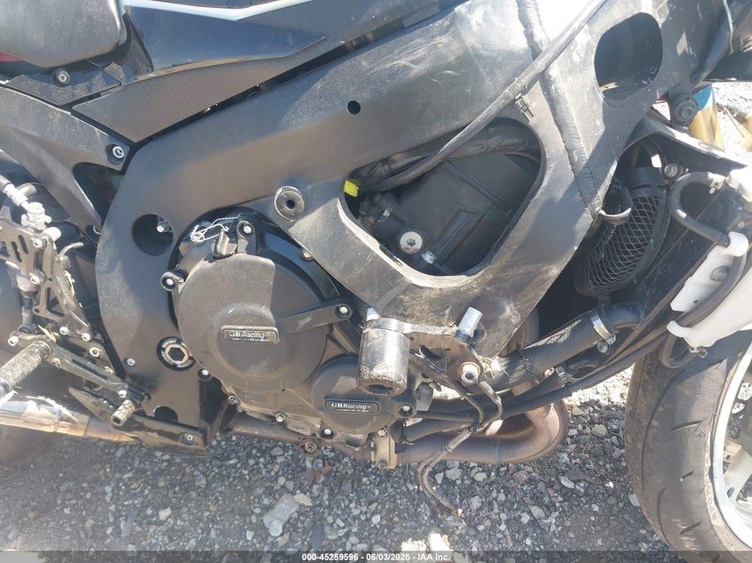 2008 Suzuki Gsx-r600 VIN JS1GN7EA682113276 IAAI salvage auction — FRONT & REAR, Salvage (Illinois), sold $25 on 2026-07-21 (photo 8)