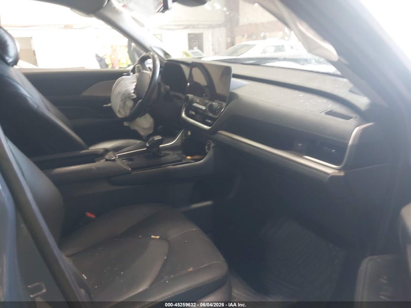 2024 Toyota Highlander VIN 5TDAAAB51RS043885 IAAI salvage auction — RIGHT FRONT, Salvage Title, sold $25 on 2026-07-22 (photo 5)