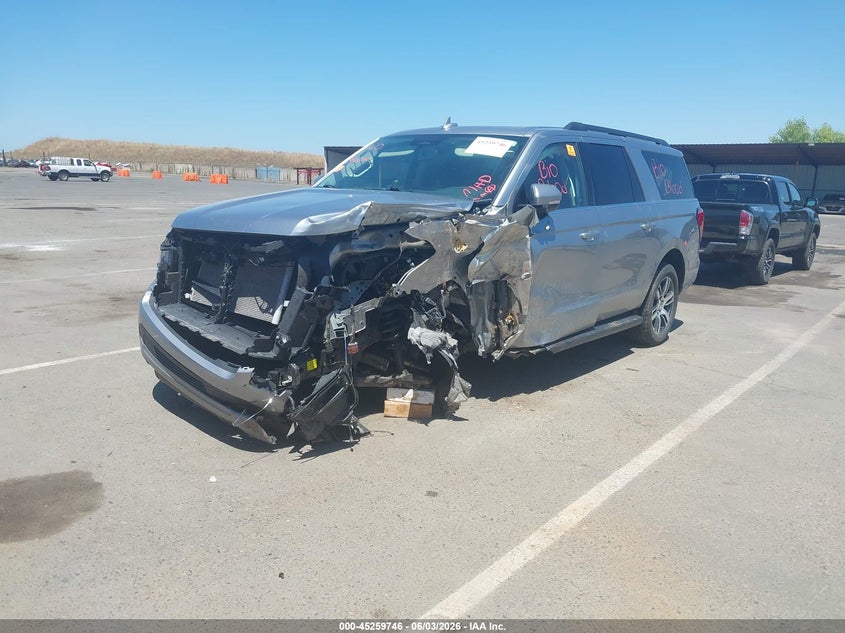 2024 Ford Expedition VIN 1FMJK1J86REA64953 IAAI salvage auction — BIO HAZARD, Salvage Title, sold $6,400 on 2026-07-22 (photo 2)
