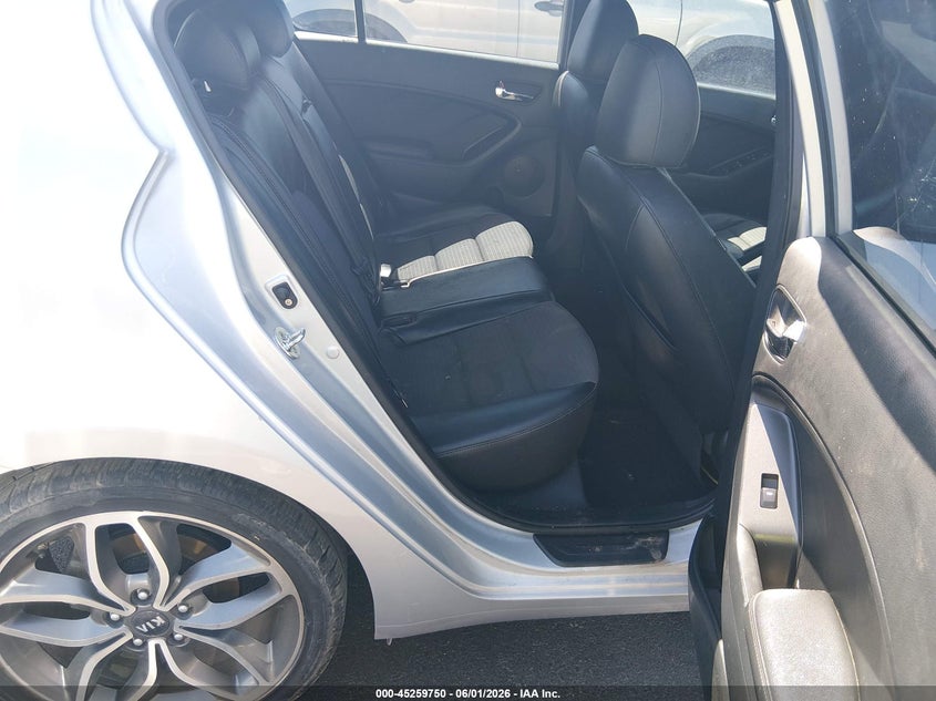 2015 Kia Forte VIN KNAFZ5A38F5396502 IAAI salvage auction — NORMAL WEAR, Clear (Utah), sold $350 on 2026-07-17 (photo 8)