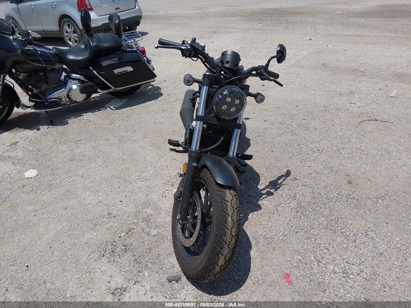 2025 Honda Cm VIN MLHNC5303S5802597 IAAI salvage auction — RIGHT SIDE, Salvage Title, sold $2,800 on 2026-07-07 (photo 5)