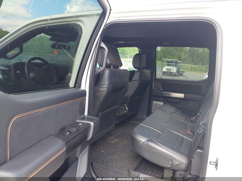 2024 Ford F-450 VIN 1FT8W4DMXREE74186 IAAI salvage auction — FRONT & REAR, Salvage - 75% Or Less (Maryland), sold $30,000 on 2026-07-30 (photo 7)