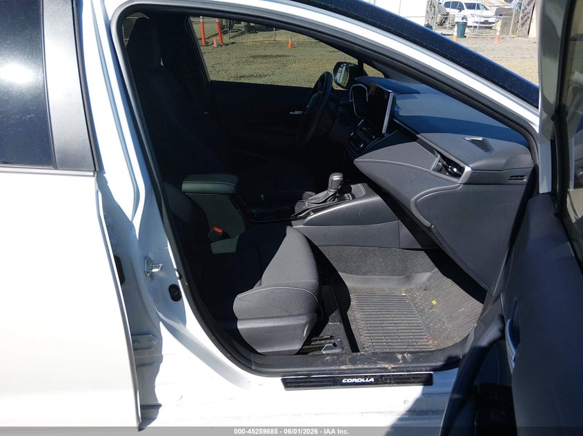 2025 Toyota Corolla VIN JTND4MBE2S3247698 IAAI salvage auction — RIGHT FRONT, Salvage (Oregon), sold $9,000 on 2026-07-13 (photo 5)
