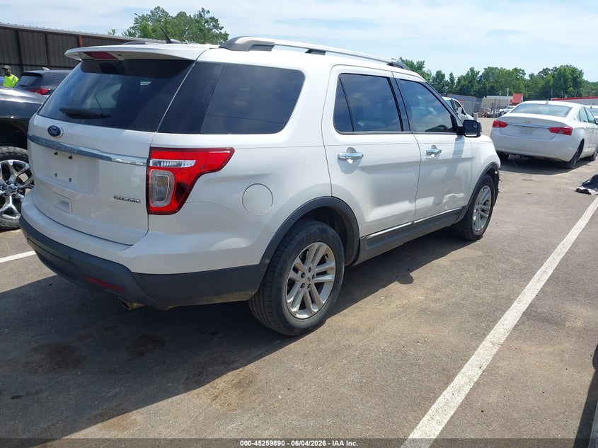 2014 Ford Explorer VIN 1FM5K7D85EGC20575 IAAI salvage auction — SIDE, Salvage Title, sold $700 on 2026-07-09 (photo 4)