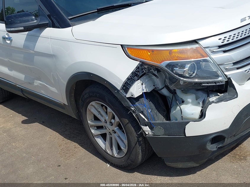 2014 Ford Explorer VIN 1FM5K7D85EGC20575 IAAI salvage auction — SIDE, Salvage Title, sold $700 on 2026-07-09 (photo 6)