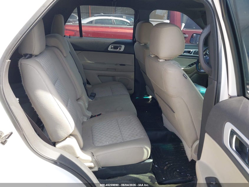 2014 Ford Explorer VIN 1FM5K7D85EGC20575 IAAI salvage auction — SIDE, Salvage Title, sold $700 on 2026-07-09 (photo 8)