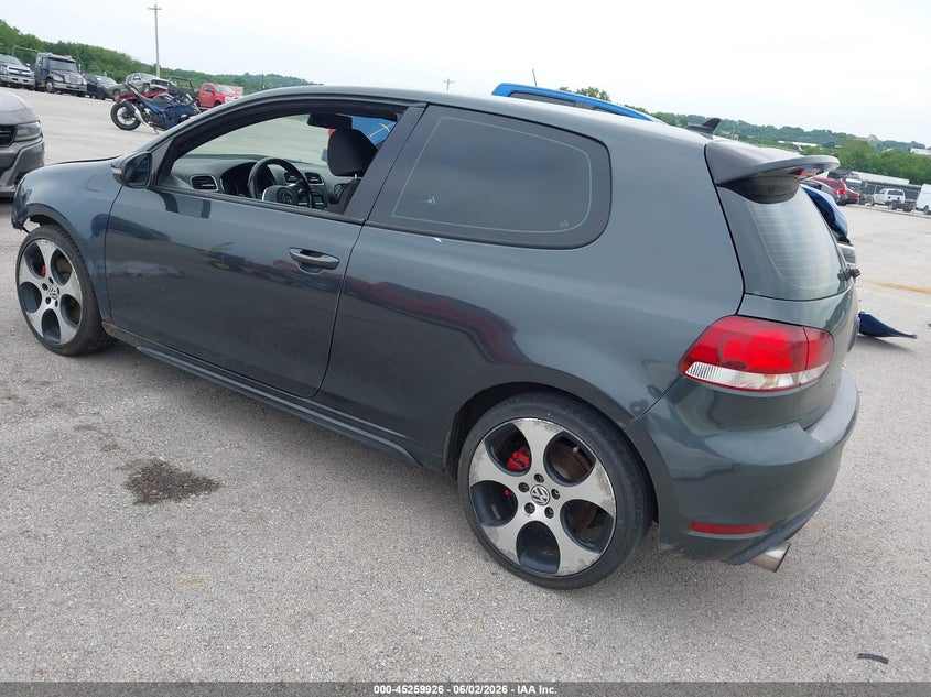 2013 Volkswagen Gti VIN WVWEV7AJ7DW121196 IAAI salvage auction — FRONT END, Salvage Title, sold $2,550 on 2026-07-09 (photo 3)