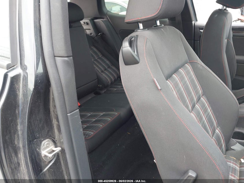 2013 Volkswagen Gti VIN WVWEV7AJ7DW121196 IAAI salvage auction — FRONT END, Salvage Title, sold $2,550 on 2026-07-09 (photo 8)