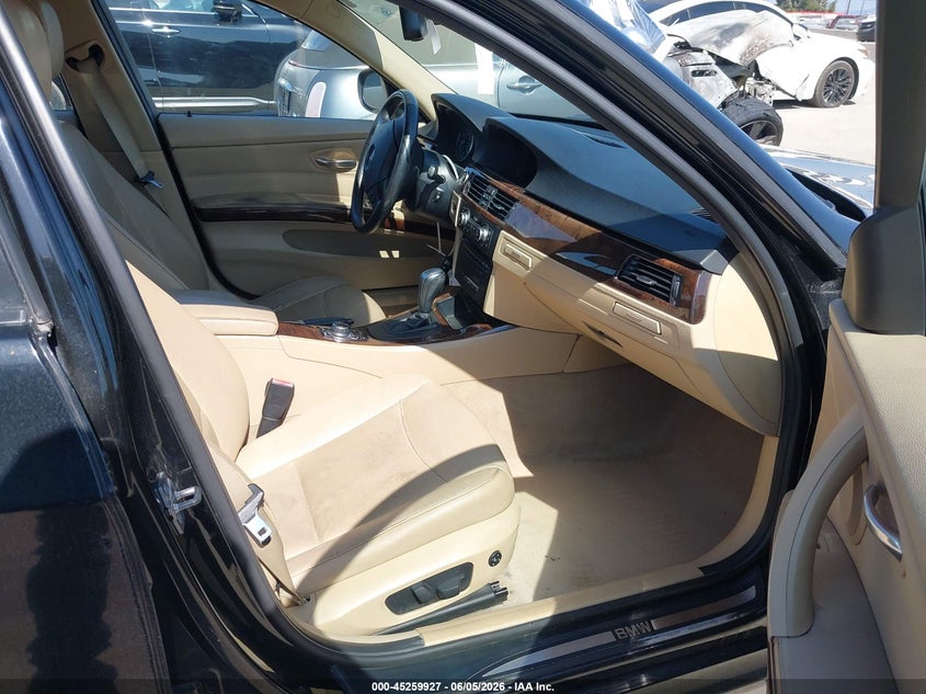 2011 BMW 3er VIN WBAUU3C5XBA541789 IAAI salvage auction — UNKNOWN, Clear - Dealer Only (California), sold $525 on 2026-07-08 (photo 5)