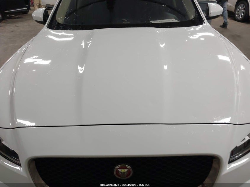 2020 Jaguar F-pace VIN SADCK2GX0LA638578 IAAI salvage auction — HAIL, Salvage Title, sold $5,500 on 2026-07-07 (photo 6)