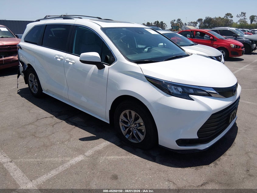2025 Toyota Sienna VIN 5TDBRKEC0SS261707 IAAI salvage auction — RIGHT REAR, Salvage Title, sold $23,300 on 2026-07-29 (photo 1)