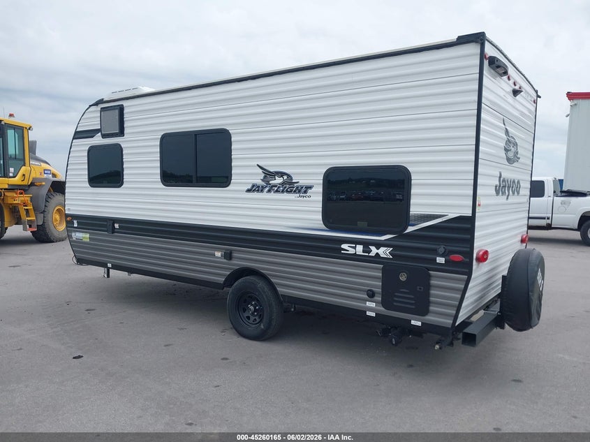 2024 Jayco Jay flight VIN 1UJBC0AJ2R1YJ0681 IAAI salvage auction — HAIL, Salvage (Nebraska), sold $5,850 on 2026-07-30 (photo 3)