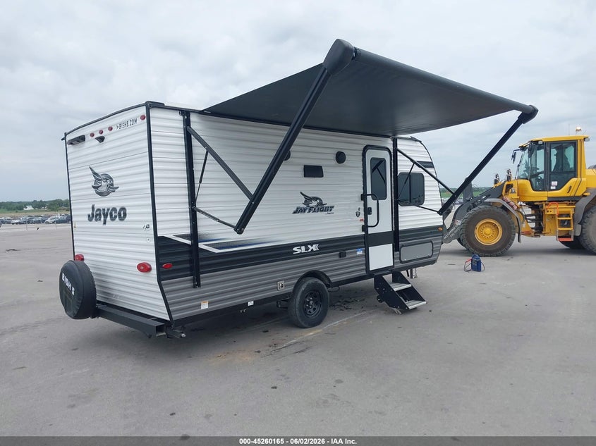 2024 Jayco Jay flight VIN 1UJBC0AJ2R1YJ0681 IAAI salvage auction — HAIL, Salvage (Nebraska), sold $5,850 on 2026-07-30 (photo 4)