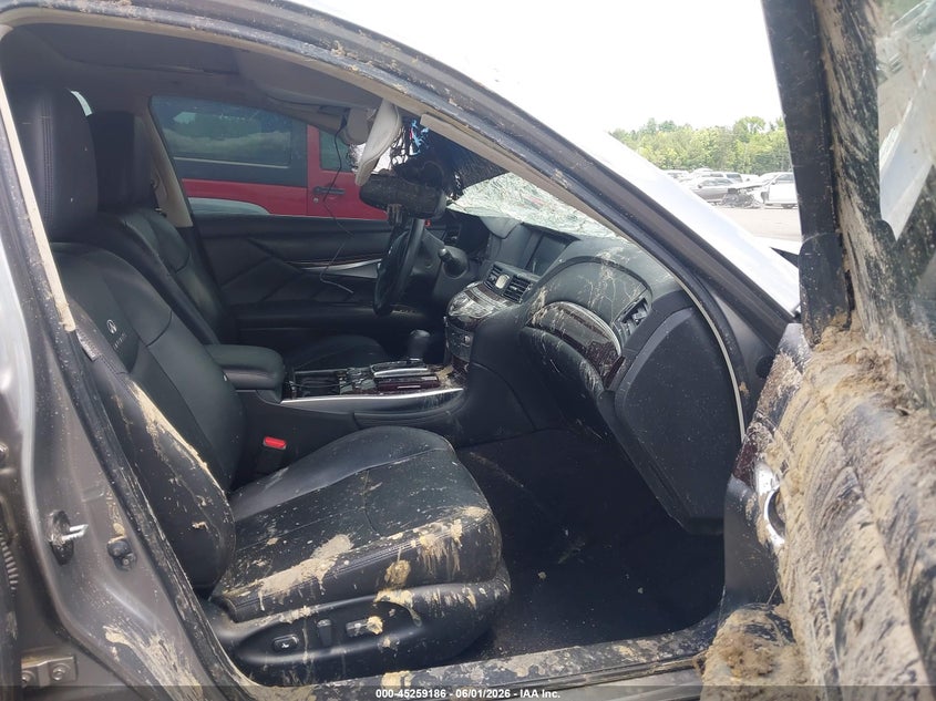 2013 Infiniti VIN JN1BY1APXDM512711 IAAI salvage auction — ROLLOVER, Salvage (North Carolina), sold $125 on 2026-07-22 (photo 5)