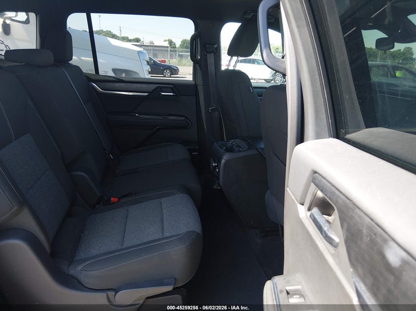2025 Gmc Acadia VIN 1GKENKRS3SJ153206 IAAI salvage auction — SIDE, Salvage Title, sold $12,600 on 2026-07-11 (photo 8)