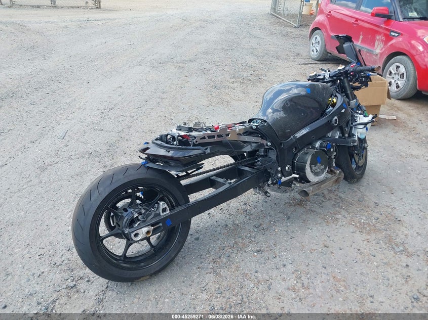 2023 Suzuki Gsx VIN JS1EJ11B5P7101362 IAAI salvage auction — FRONT END, Salvage Title, sold $4,300 on 2026-07-06 (photo 4)