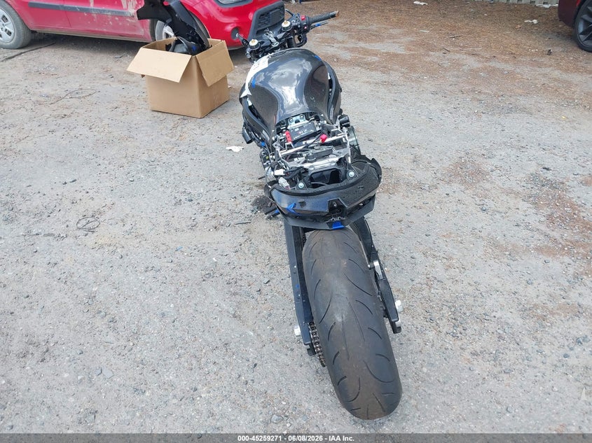 2023 Suzuki Gsx VIN JS1EJ11B5P7101362 IAAI salvage auction — FRONT END, Salvage Title, sold $4,300 on 2026-07-06 (photo 6)