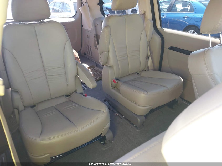 2014 Kia SEDONA VIN KNDMH4C77E6542274 IAAI salvage auction — FRONT END, Salvage (Ohio), sold $1,900 on 2026-07-30 (photo 8)