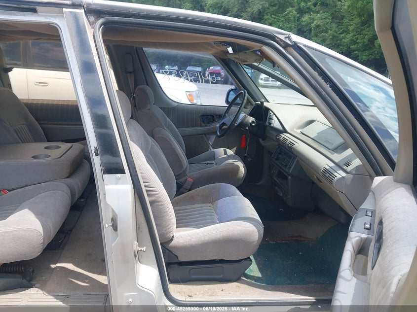 1992 Oldsmobile Silhouette VIN 1GHDU06L1NT308124 IAAI salvage auction — BIO HAZARD, Salvage (Idaho), sold $850 on 2026-07-29 (photo 5)