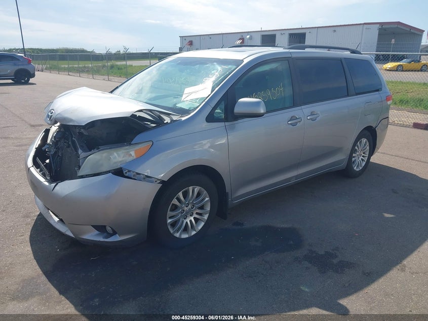 2012 Toyota Sienna VIN 5TDYK3DC7CS231238 IAAI salvage auction — FRONT & REAR, Salvage Title, sold $1,275 on 2026-07-20 (photo 2)