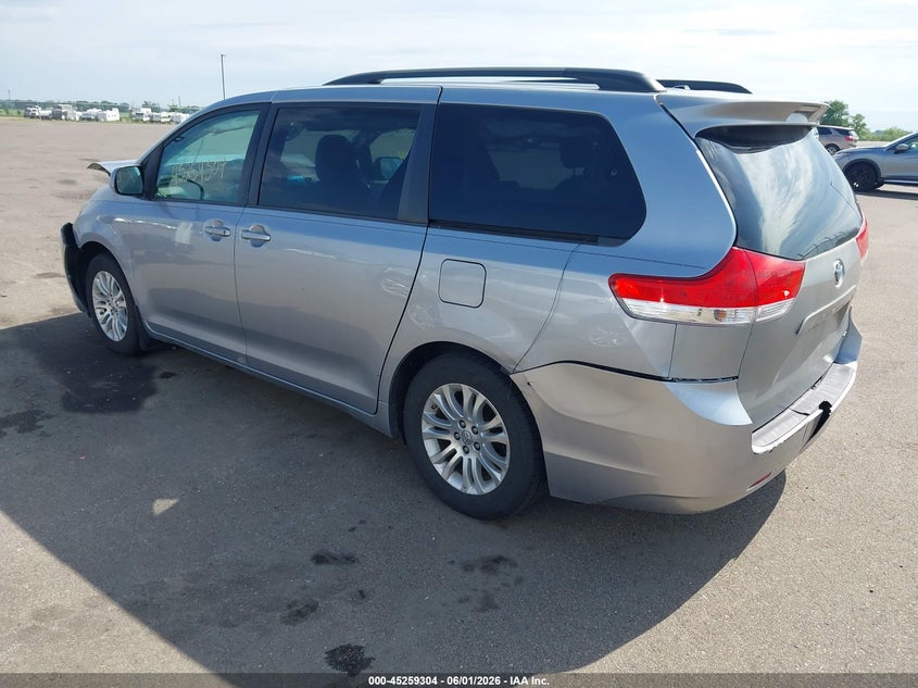 2012 Toyota Sienna VIN 5TDYK3DC7CS231238 IAAI salvage auction — FRONT & REAR, Salvage Title, sold $1,275 on 2026-07-20 (photo 3)