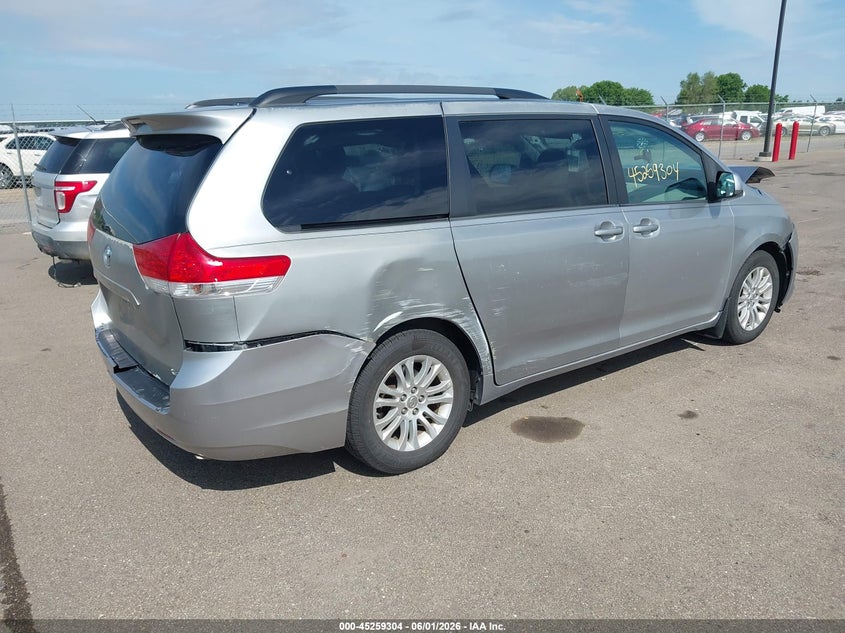 2012 Toyota Sienna VIN 5TDYK3DC7CS231238 IAAI salvage auction — FRONT & REAR, Salvage Title, sold $1,275 on 2026-07-20 (photo 4)